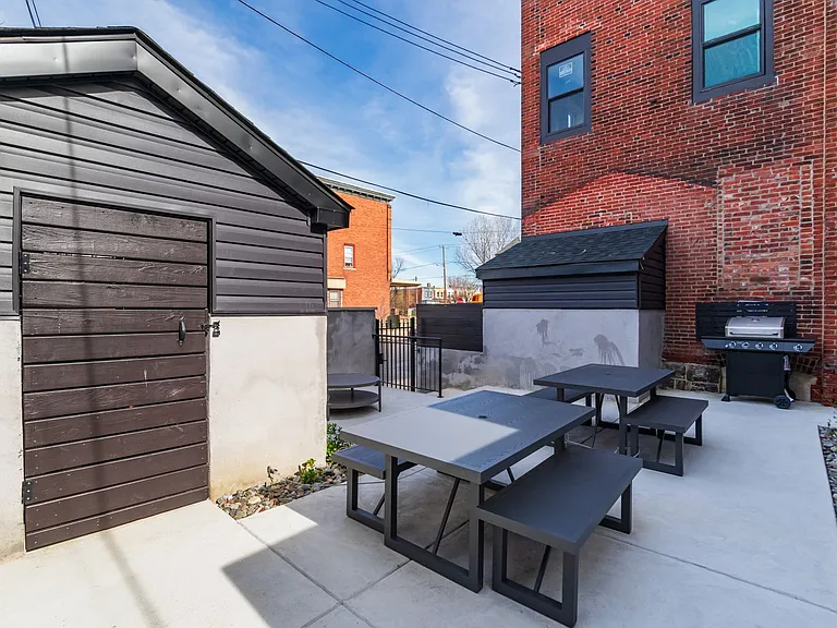 5303 Chester Avenue — Photo 12