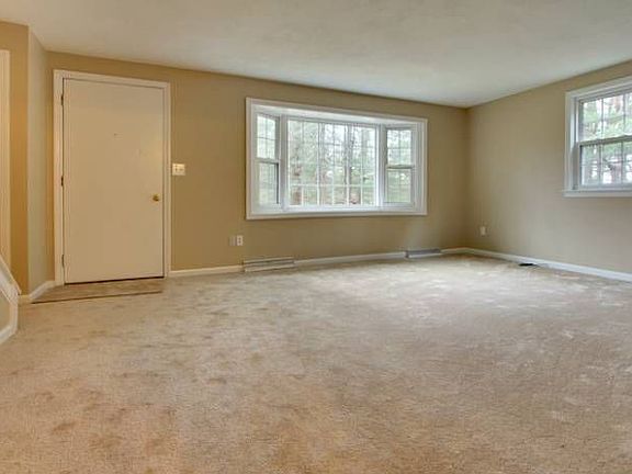 Living Rm Picture Window