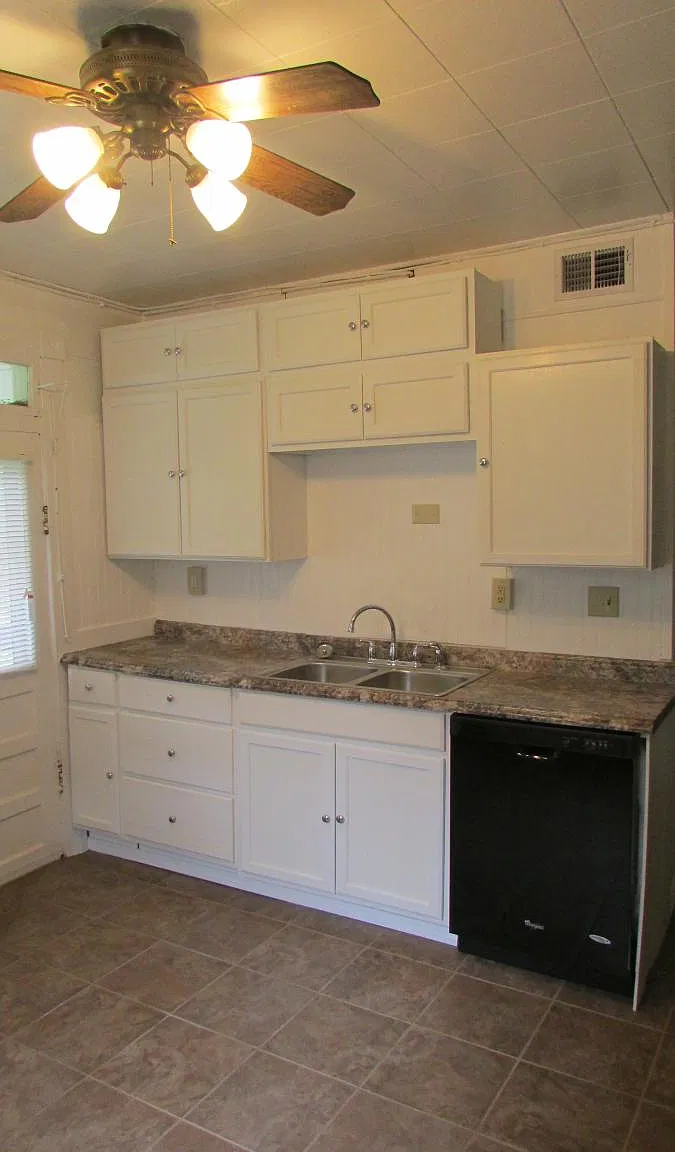 1314 Chappel Avenue — Photo 4