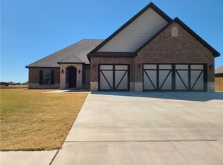 1129 Kimberlin Ln, Tuttle, OK 73089