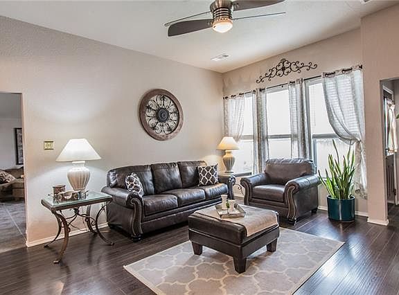 4th image of 7310 Creekstone Dr