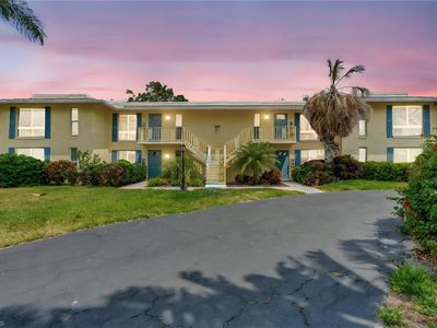 300 Palm DR #402, Naples, FL, 34112