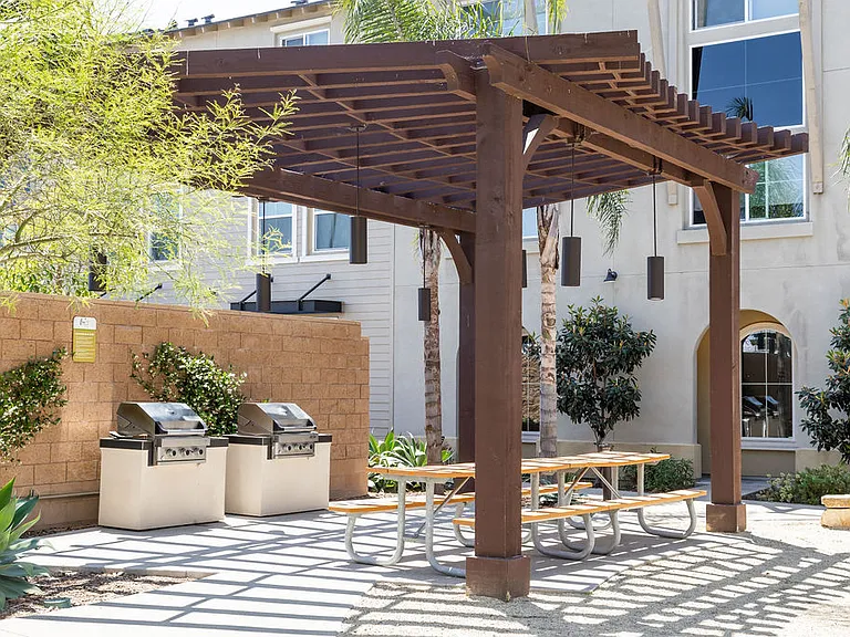 Trio Townhomes — Photo 3