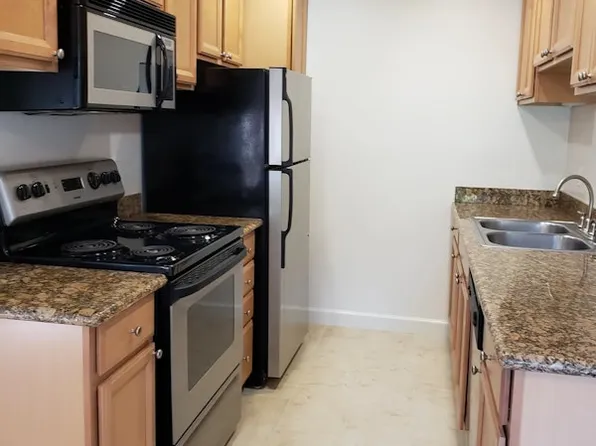 Spring Meadow Associates, 150 Cleaveland Rd APT 62, Pleasant Hill, CA 94523