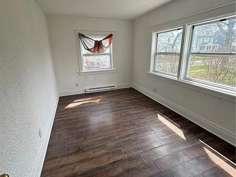 1780 Falls St — Photo 6