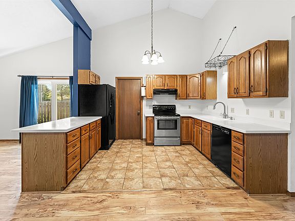 4th image of 2320 Shalimar Dr