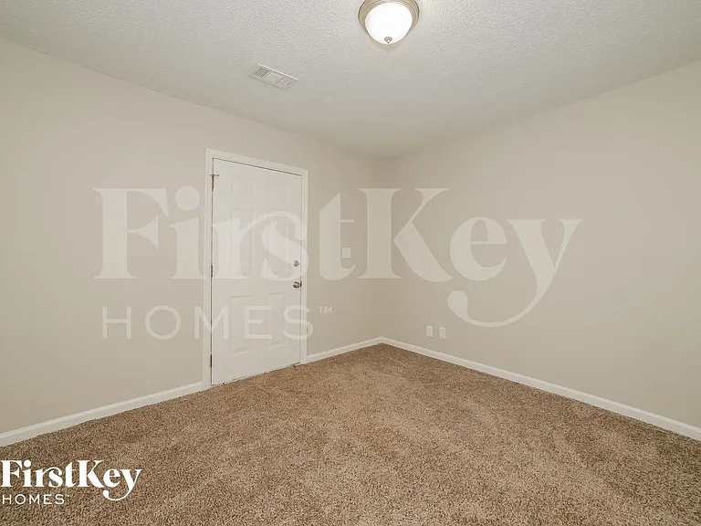 21 Angelo Rd — Photo 11