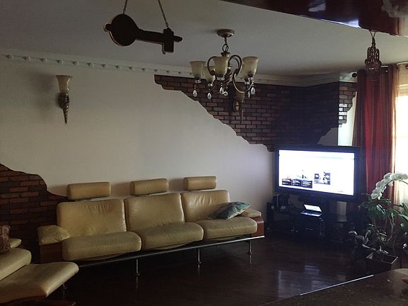 4th image of 464 Neptune Ave #13