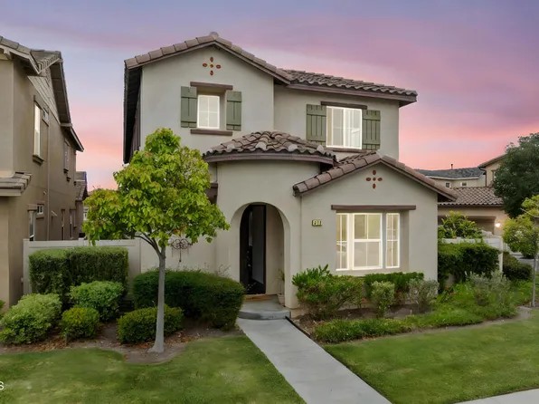 511 Nile River Dr, Oxnard, CA 93036