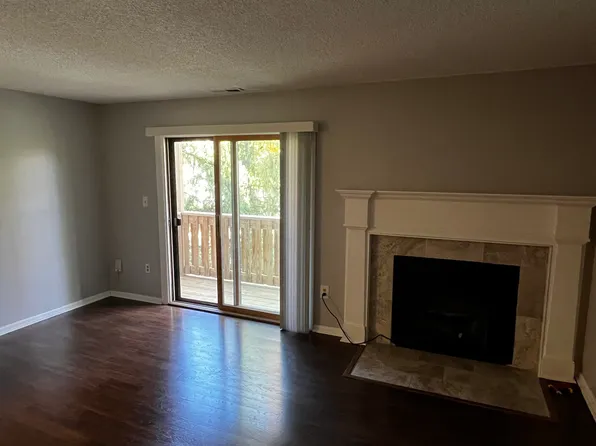 5305 Ravens Crest Dr, Plainsboro, NJ 08536
