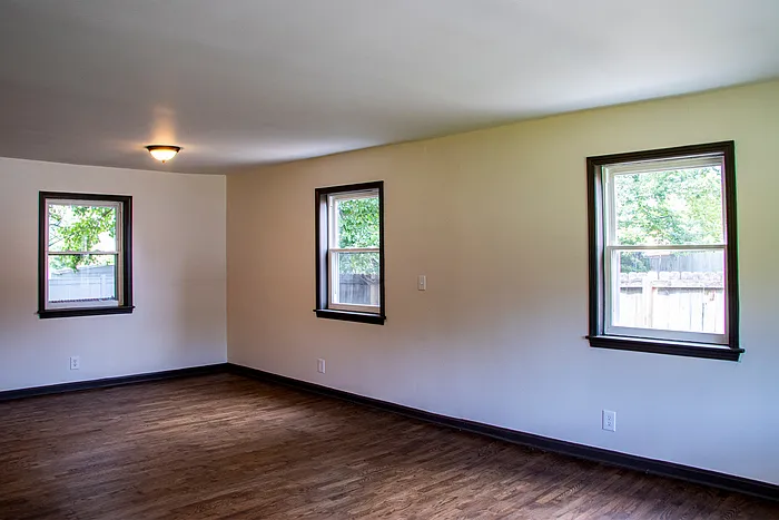 3805 Grissom Way — Photo 9