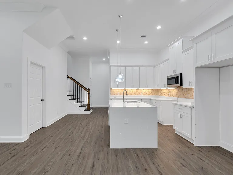 7315 Iwo Jima Rd #B — Photo 12