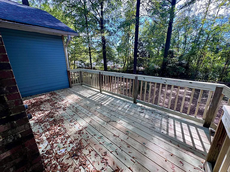 1402 Northgate Dr — Photo 16