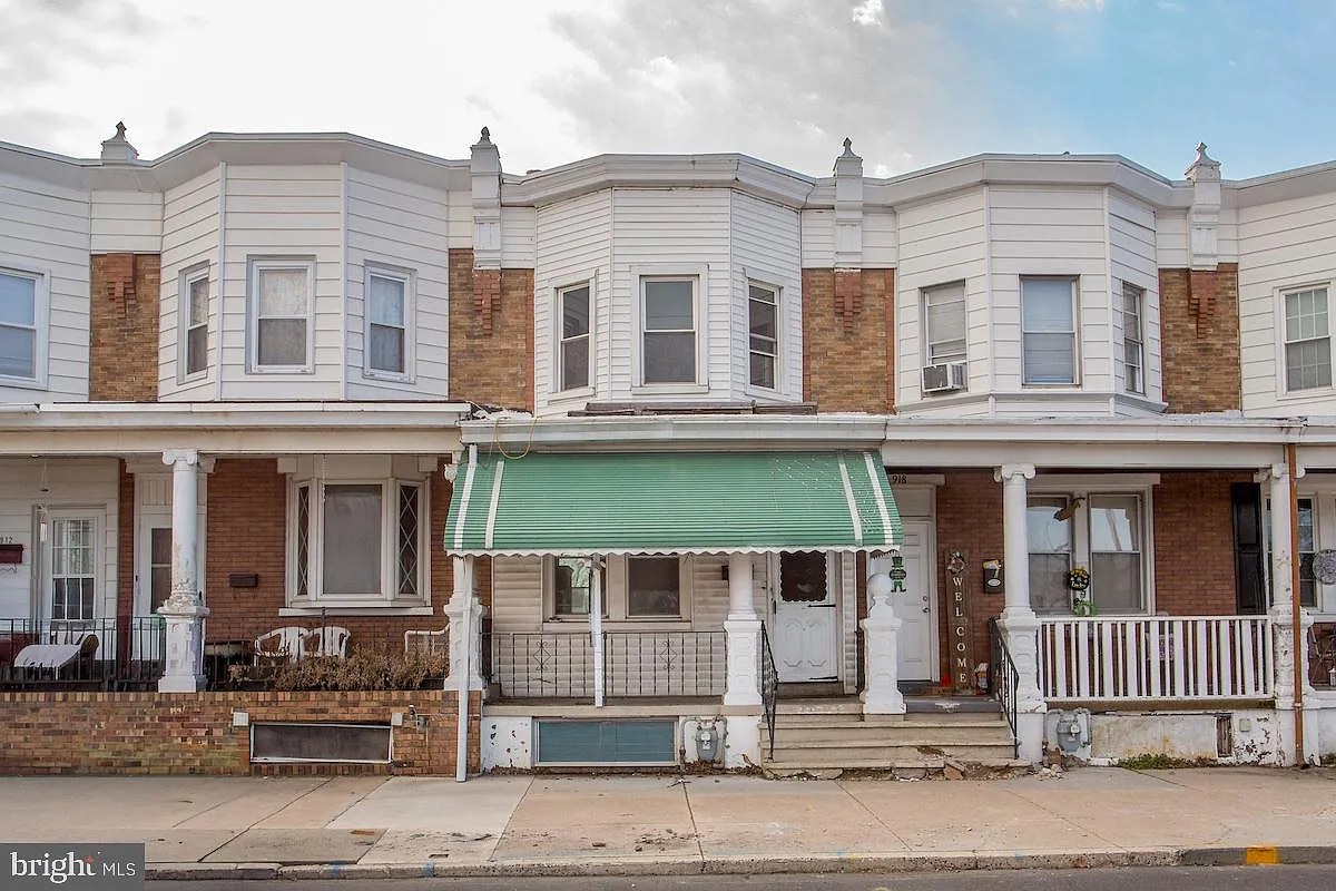 916 Jefferson Ave photo 1