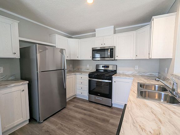 2nd image of 46 E Arizona #46