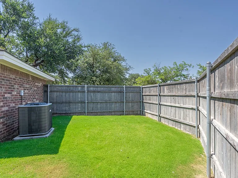 3136 Tealwood Pl — Photo 12