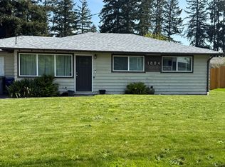 1004 165th Pl NE, Bellevue, WA