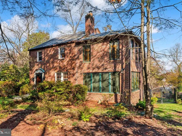 5412 Decatur St, Hyattsville, MD 20781