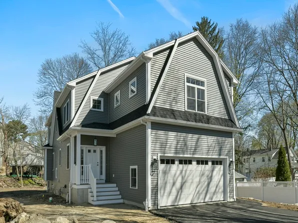 41 Barrows St, Dedham, MA 02026