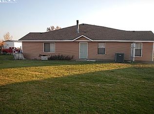 39906 S Morton Rd, Kennewick, WA 99337