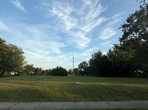 8444 W 171st St, Tinley Park, IL 60487