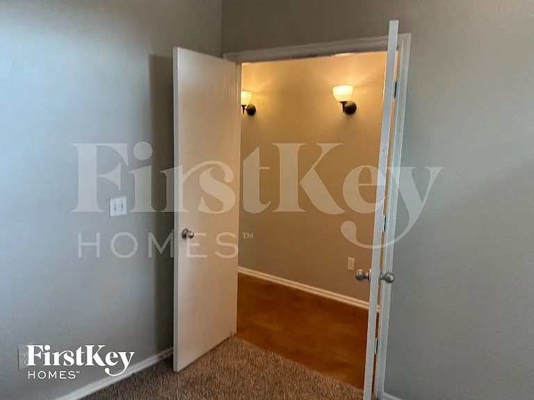 5108 NW 163rd St — Photo 7