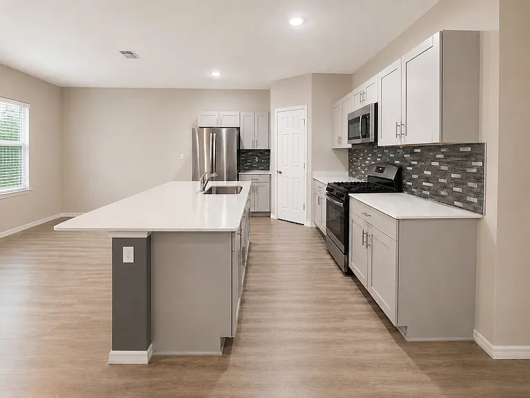 13029 Oak Hill Way — Photo 6