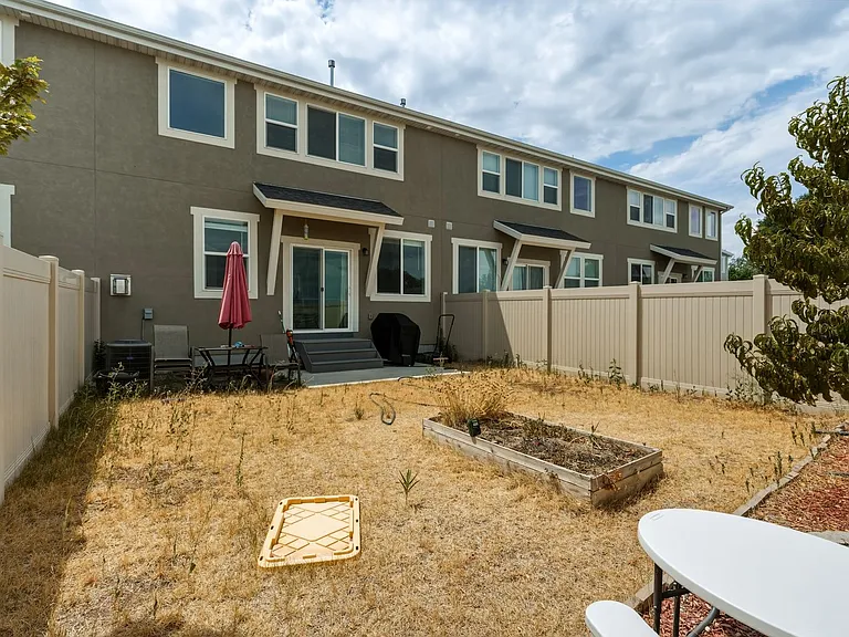 1082 W Chimney Pass Dr — Photo 29