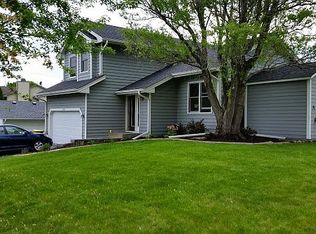 745 N Hay Lake Rd, Eagan, MN 55123