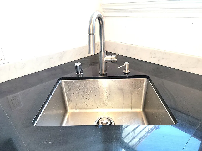 1123 Guerrero St #1123B — Photo 5