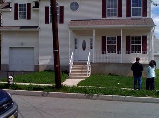 20 Poplar St, Fords, NJ 08863