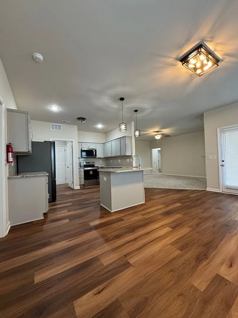 111 Kendall Farms Drive — Photo 4