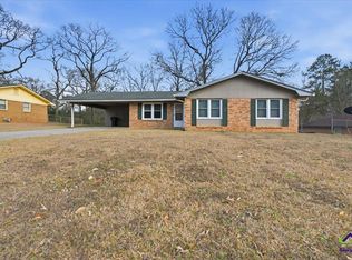 223 Randy Cir, Warner Robins, GA 31088