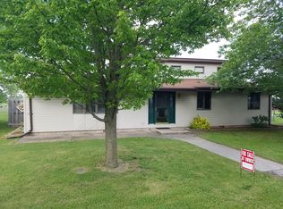 307 Cathy St, Colchester, IL 62326