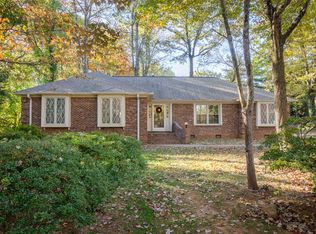 4703 Bridle Path Ln, Greensboro, NC 27410