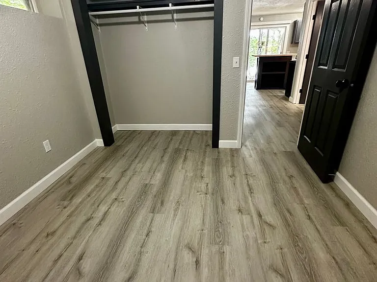 316 Scarsdale Cir #1A — Photo 12