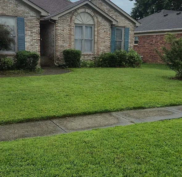 406 Old Towne Rd — Photo 2