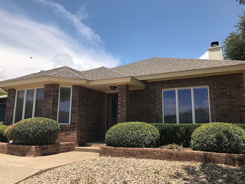 Low maintenance front yard