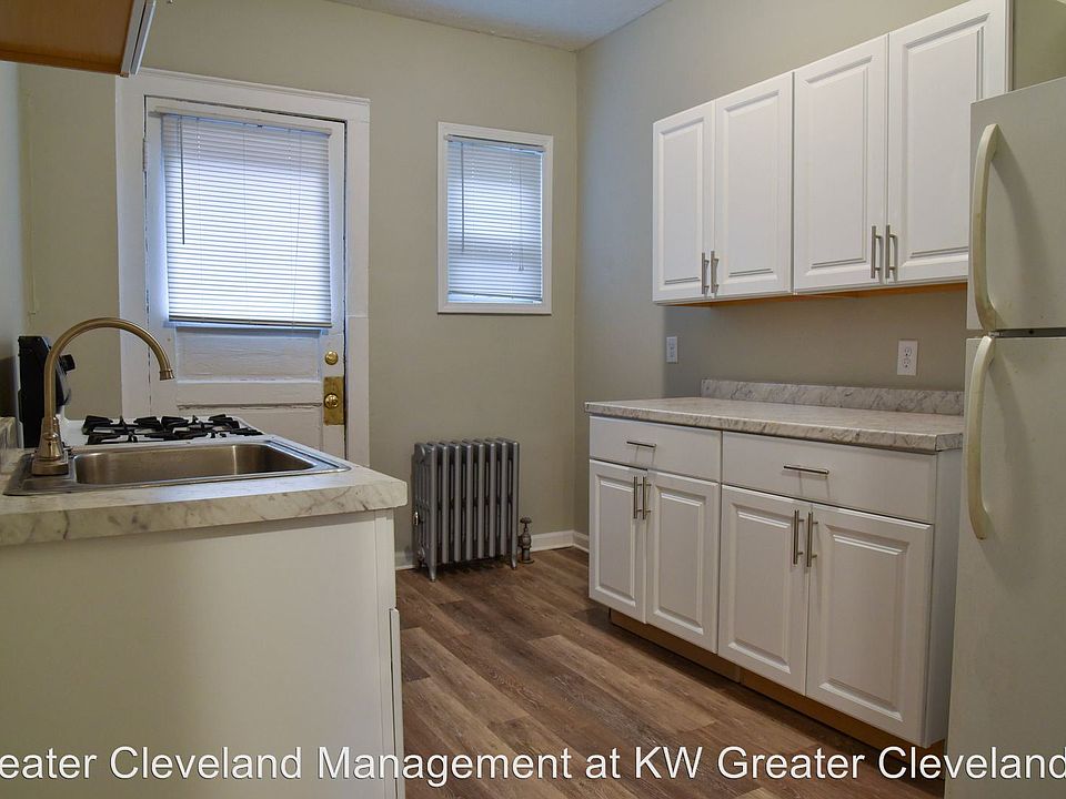 1st image of 10707 Detroit Ave #9