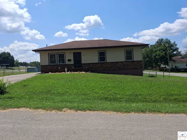 400 E Golden Ave, El Dorado Springs, MO 64744