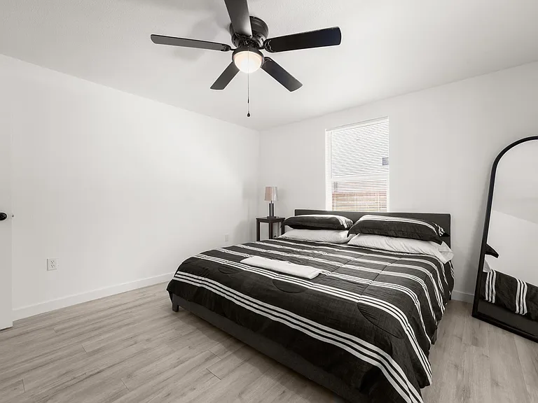 45 Anthony St #B — Photo 12