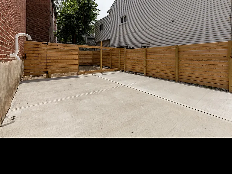 5238 Wickliff St — Photo 15