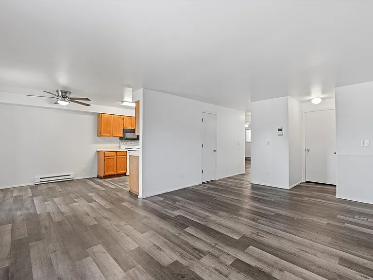3121 W Hood Ave #E103 — Photo 8