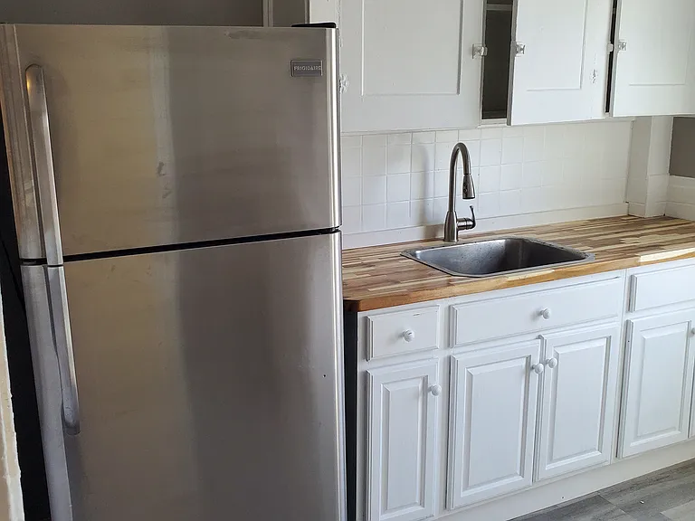 114 Jewett St #3 — Photo 4
