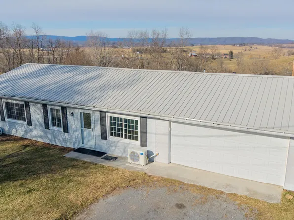 291 Aurora Dr, Lewisburg, WV 24901