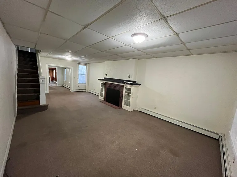 284 Cottage Hill Rd — Photo 1