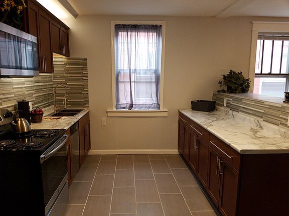 3rd image of 5120 Goethe Ave