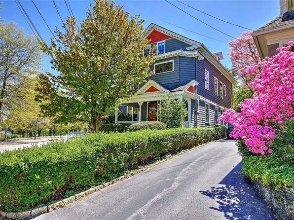 238-240 Brown St, Providence, RI 02906