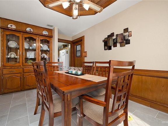 3rd image of 2604 Ashley Dr