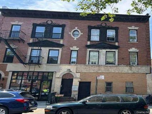 1st image of 234 Albany Avenue